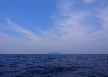 沖ノ島遙拝